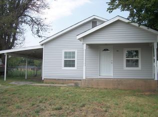 307 S Berry St, Burkburnett, TX 76354