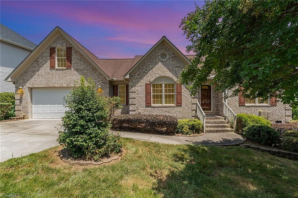 1618 Secret Garden Ct