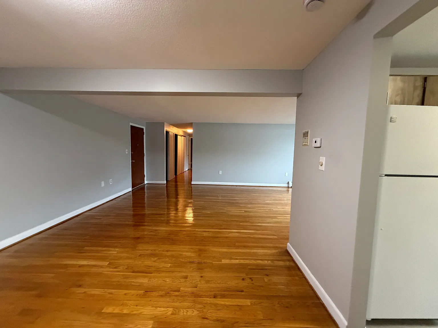 2 bed, 1000 sqft, $1,550 — Photo 4
