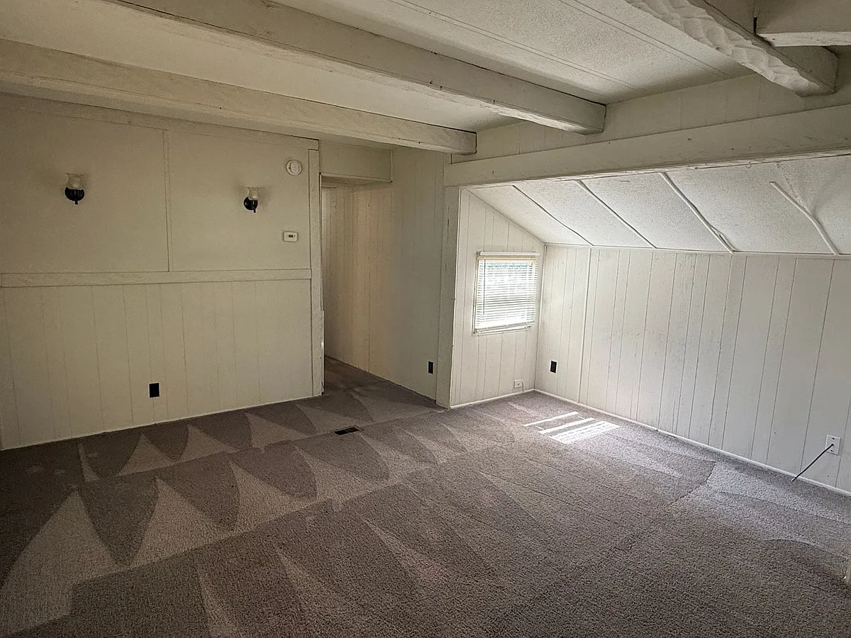 Building Photo - 6143 Glenn Teague Rd #12