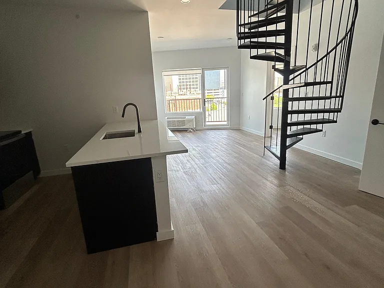 6 Madison St #VAR1 — Photo 41