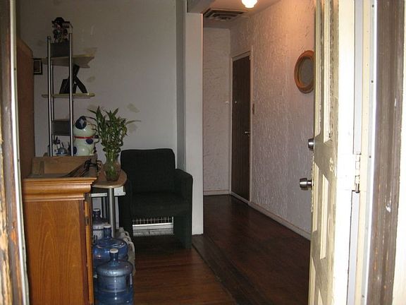 3rd image of 8067 Hinds Ave