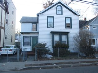 53 Hillyer St, Orange, NJ 07050