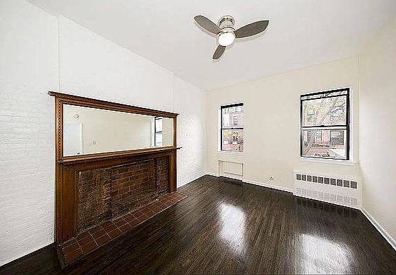2nd image of 28 W 88th St APT 3B