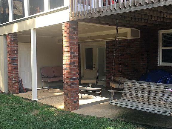 5th image of 2221 Sheffield St