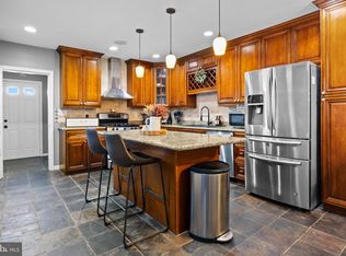 335 Penn St, Bristol, PA 19007