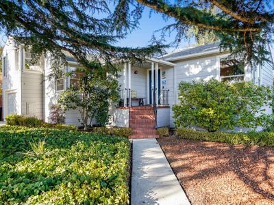 924 Woodland Ave, San Carlos, CA, 94070