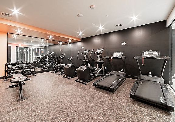 5th image of 204 Linden Blvd #8D