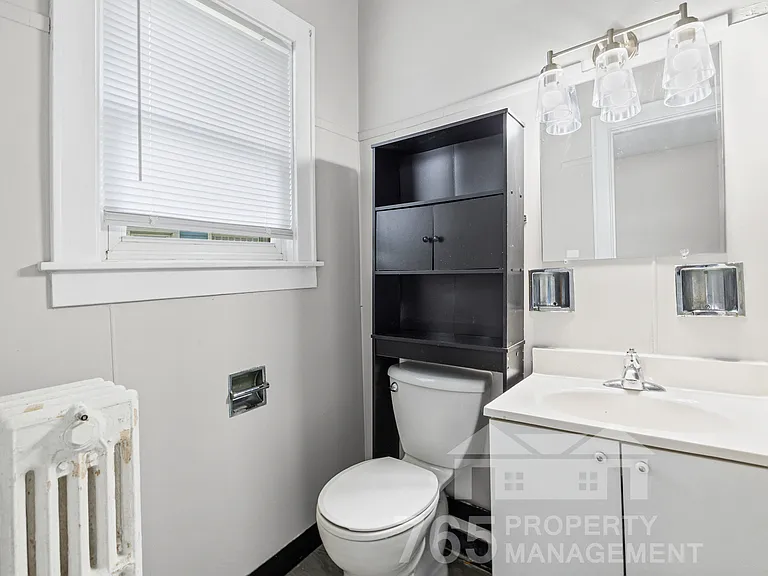 720 S Union St #1 — Photo 4