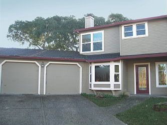 2nd image of 804 Todd Ln