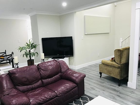 Fully furnished living room, TV
