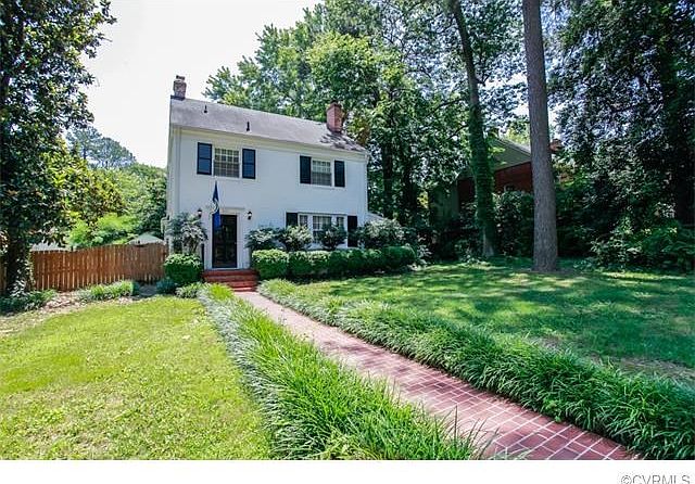 Welcome to 1011 Pine Ridge