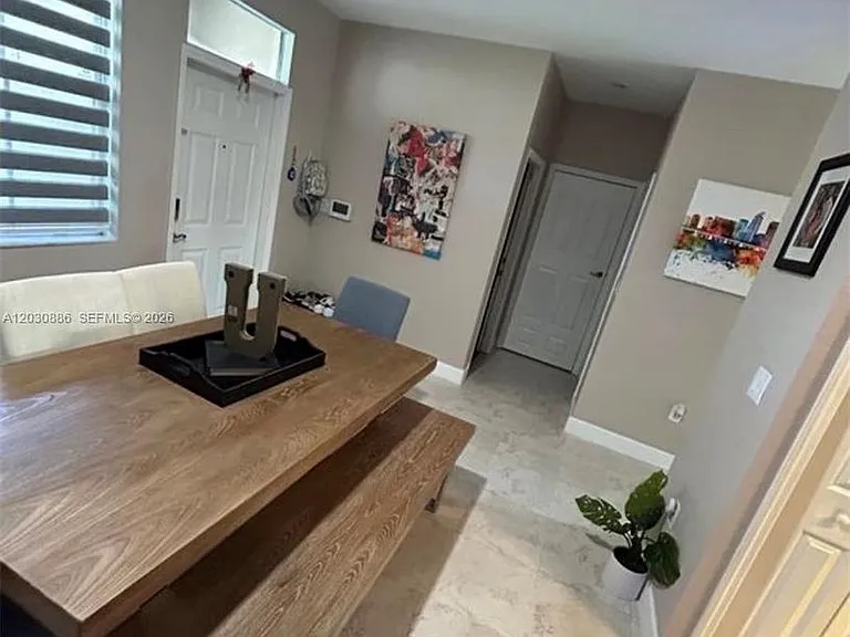 15372 SW 9th Way — Photo 3