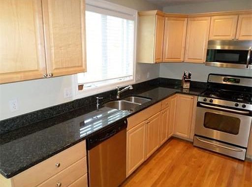 2nd image of 18 Marengo St