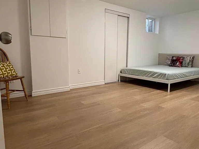 27 Macklingate Ct — Photo 5