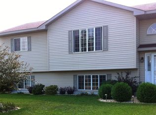 7227 376th St, North Branch, MN 55056