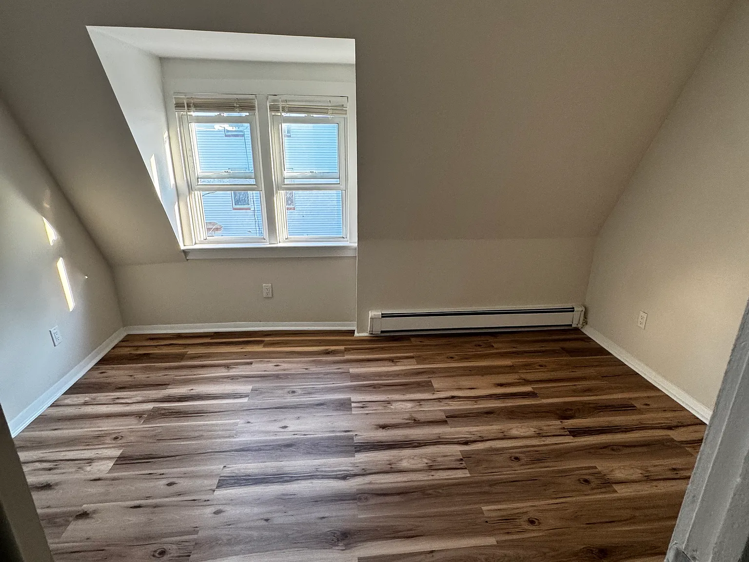 2 bed, 1800 sqft, $1,770 — Photo 3