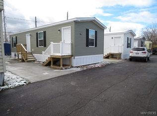 54 Shamrock Dr, Lackawanna, NY