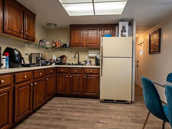 3rd image of 3527 Keota Dr #170