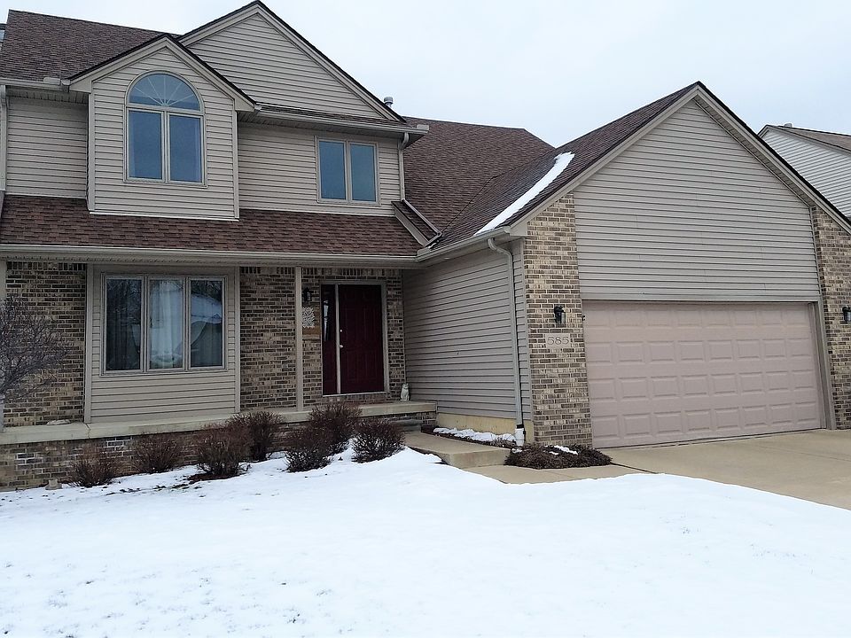 1st image of 585 Ironwood Way
