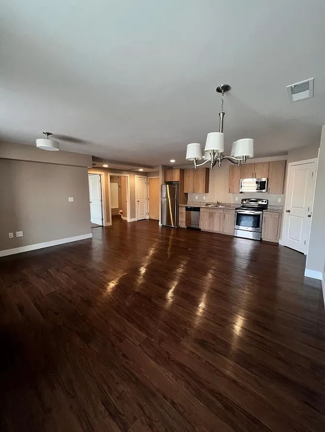1 bed, 793 sqft, $875 — Photo 1