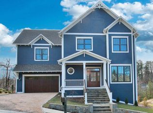 5921 Roycroft Dr, Roanoke, VA 24018