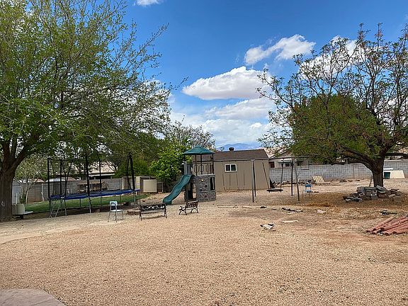 2nd image of 3682 S Santa Anita Dr