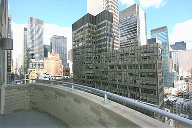 Rented by R New York
