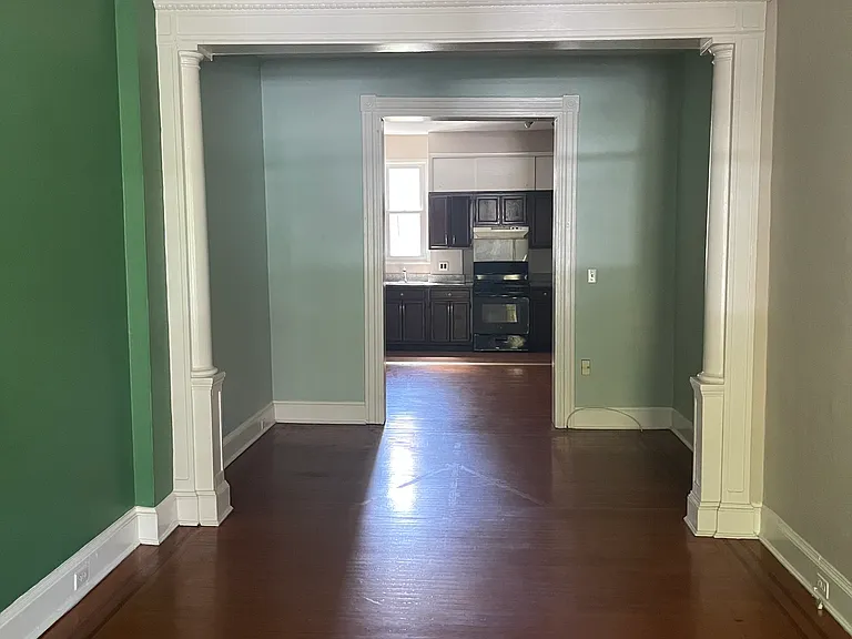 2820 Saint Paul St #A — Photo 2