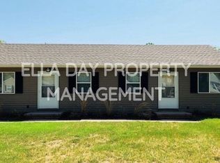 838 S Terrace Dr, Wichita, KS 67218