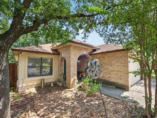 3335 Flamingo Basin, San Antonio, TX 78247