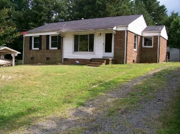 2738 Weldon Ter, Durham, NC 27703