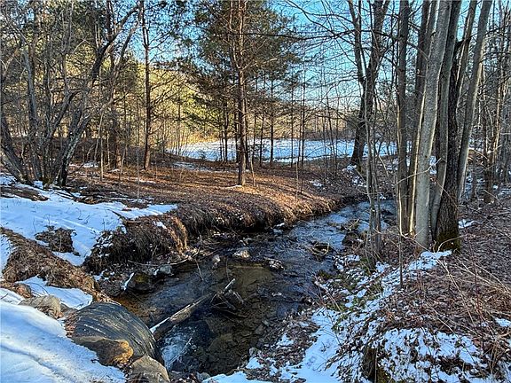 4th image of 793 W Joseph Rd