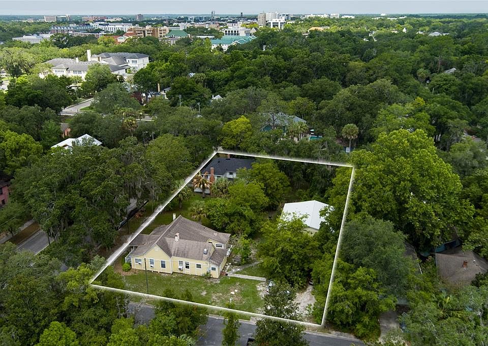 1st image of 722, 732, 734 NE 3RD AVENUE