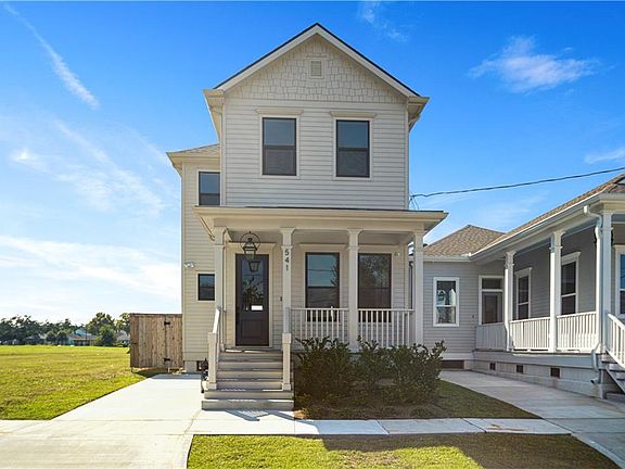 2nd image of 541 Thayer St