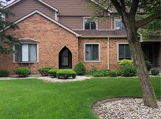 1271 Applegate St #2, Waterville, OH 43566