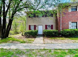 6354 Shannon Pkwy, Union City, GA 30291