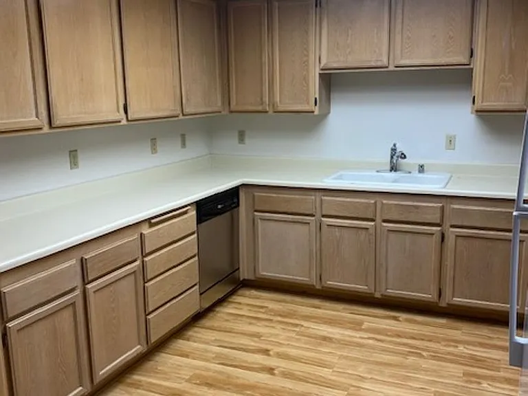 848 Woodland Ave #4 — Photo 12