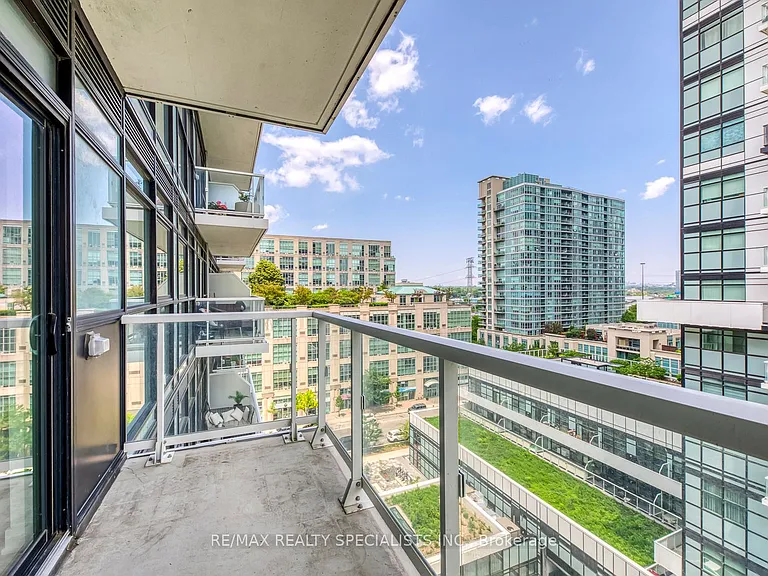 251 Manitoba St #914 — Photo 23