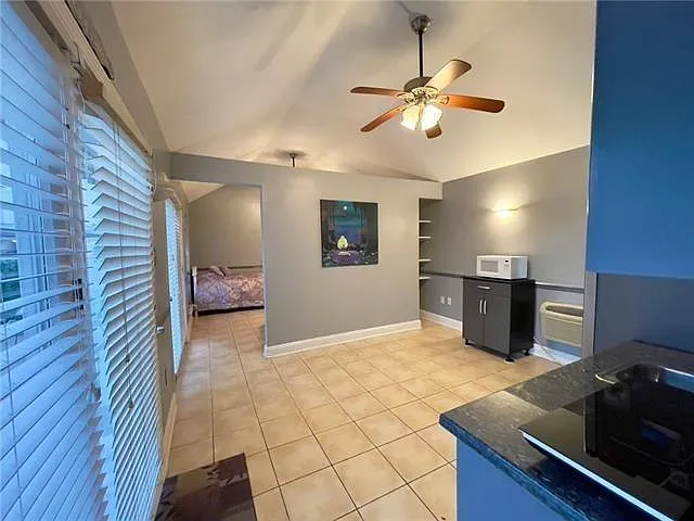 3700 Wanda Lynn Dr #B — Photo 3