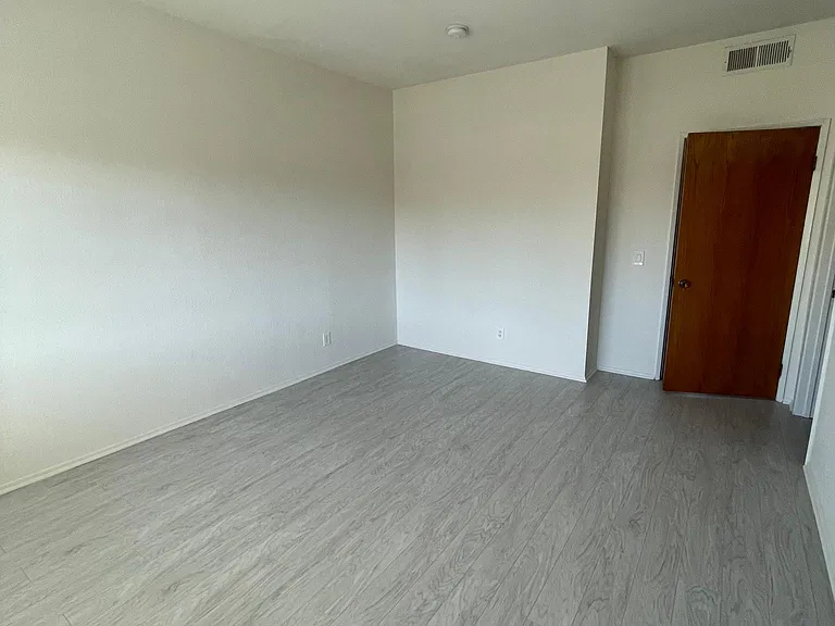 11281 Peach Grove St #11281 — Photo 17