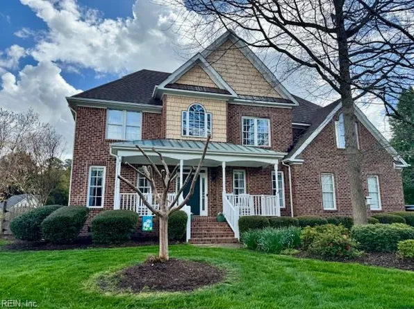 715 Wentworth Dr, Chesapeake, VA 23322