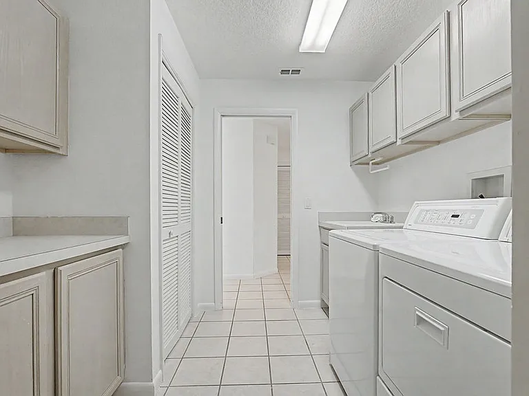 20811 SW 81st Loop — Photo 27
