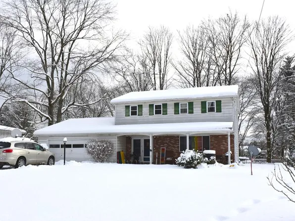 440 Martha Dr, Meadville, PA 16335
