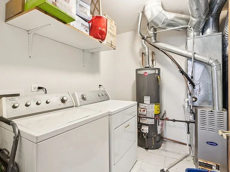 515 Declaration Ln — Photo 27