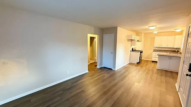 3514 Tiffany Dr — Photo 3