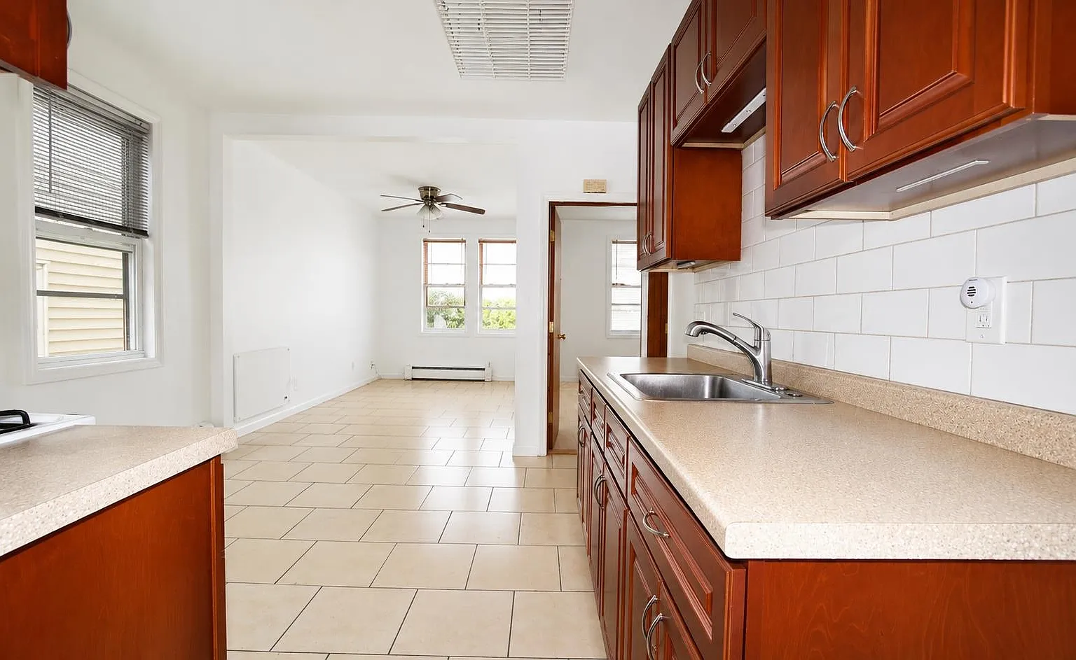 2 bed, 1.0 bath, $2,000 — Photo 4
