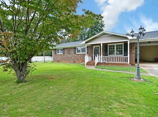 201 Pleasant Dr, Greer, SC 29651