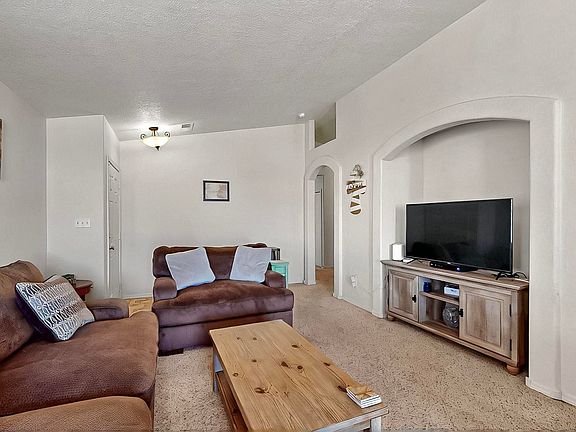 5th image of 9109 Nueva Sevilla St NW