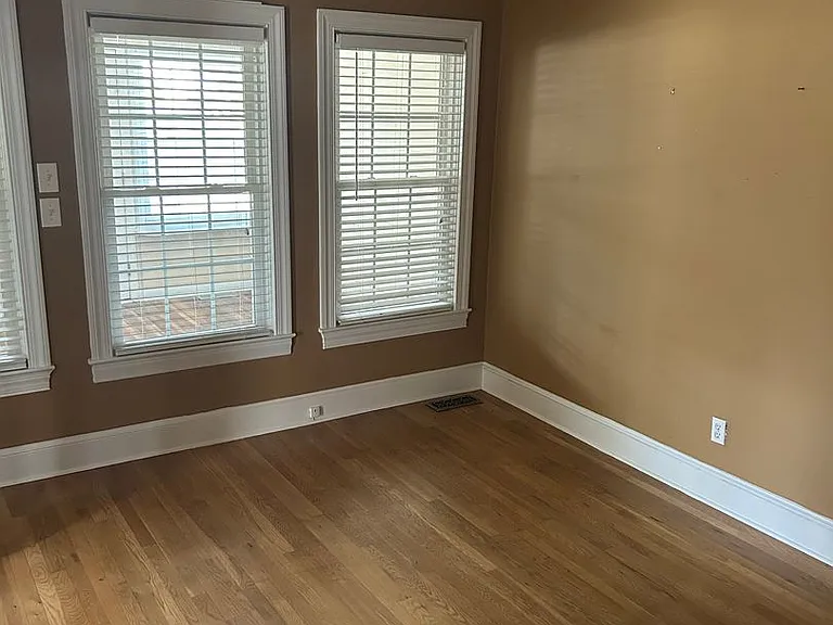 900 Laurel St — Photo 22